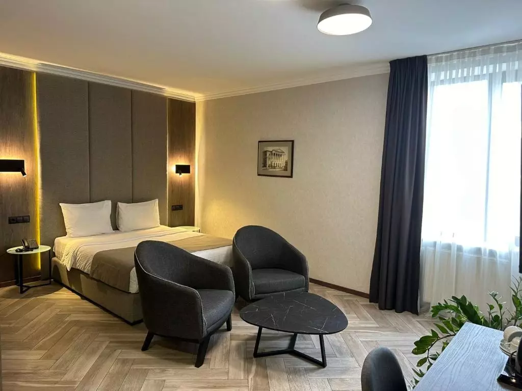 Hotel Old Wall